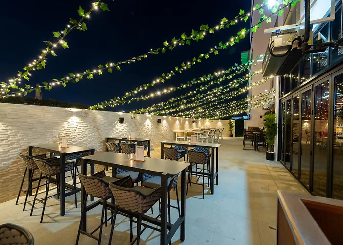 Four Points By Sheraton Production City, Dubai