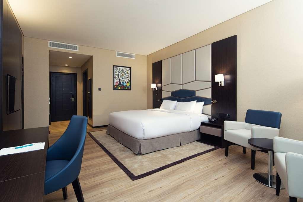 Hotel Four Points By Sheraton Production City, Dubaï