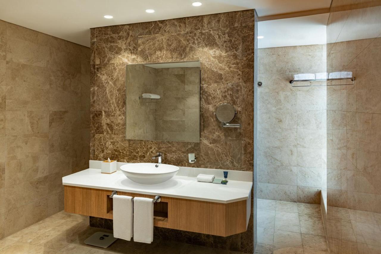 Hotel Four Points By Sheraton Production City, Dubaï